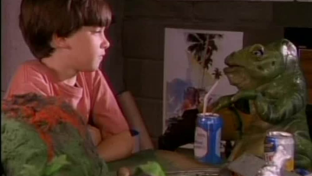 actor Danielle Ferland large photo