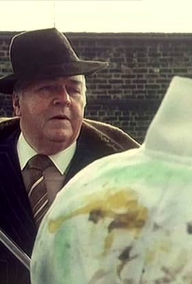 actor Kevin Brennan large photo