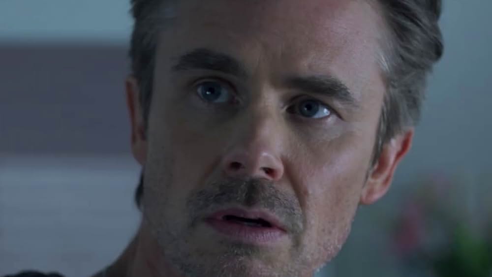 actor Paula Arundell large photo