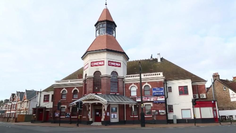 actor Dominic McHale large photo