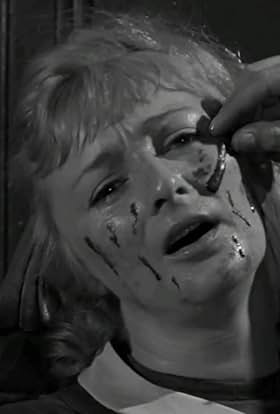 actor Lorna Hanson large photo