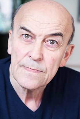 actor Patrick Paroux large photo