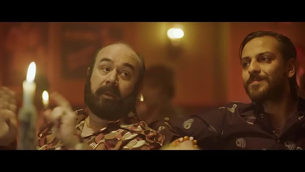 actor Güven Kiraç large photo