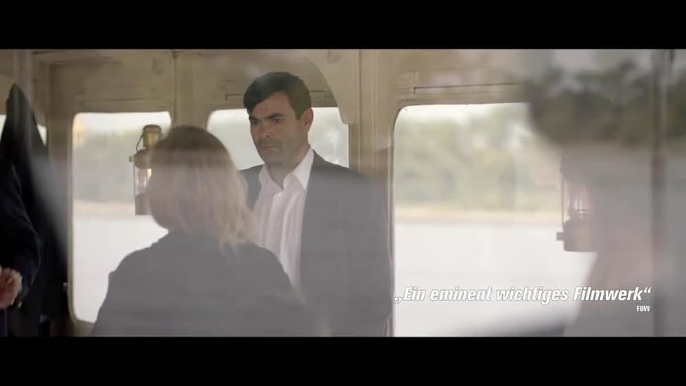 actor Katrin Pollitt large photo