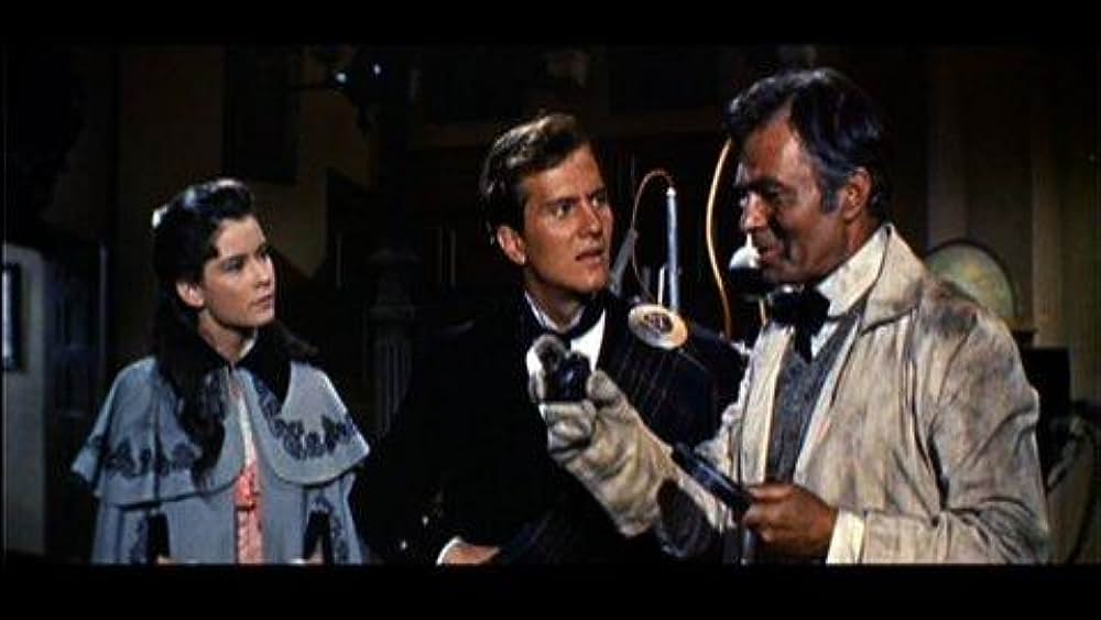 actor Mary Brady large photo