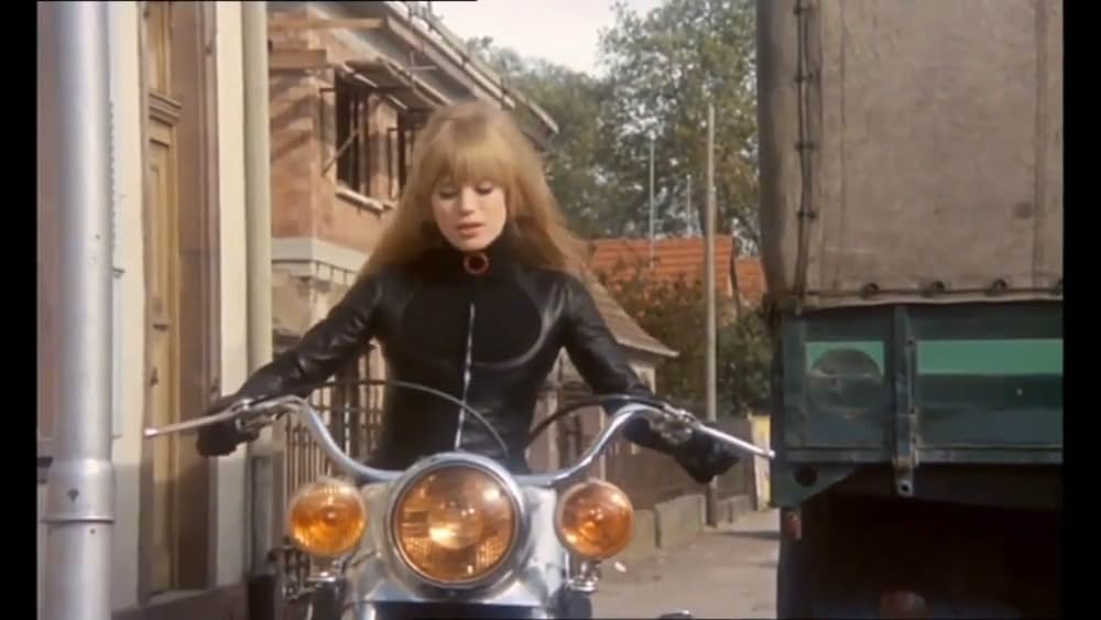 actor Roger Mutton large photo