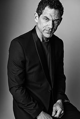 actor Dylan Smith large photo