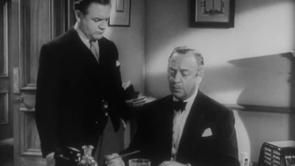 actor Betty Warren large photo