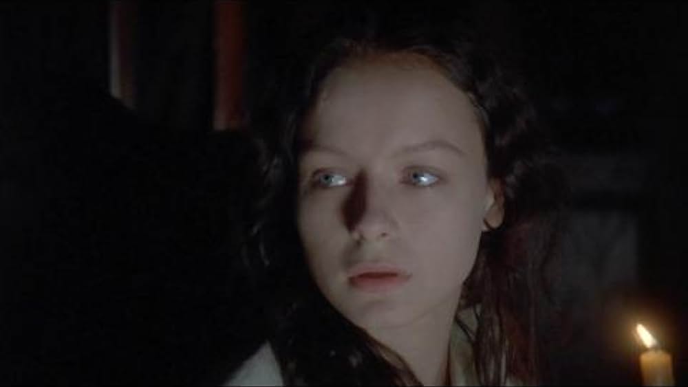 actor Laura Harling large photo