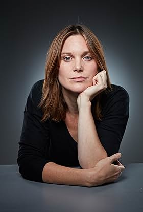 actor Liz White large photo