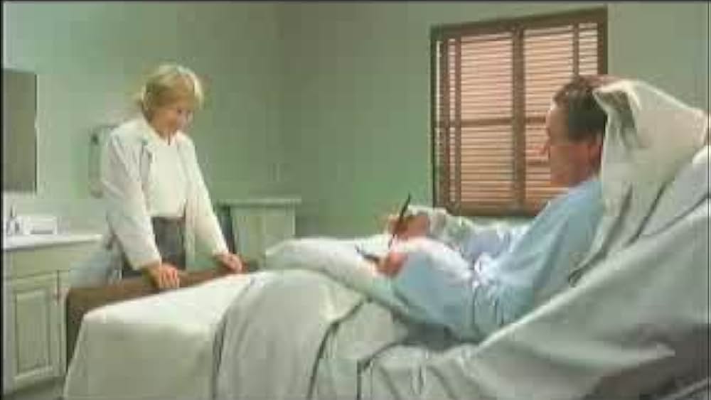 actor Lily Knight large photo