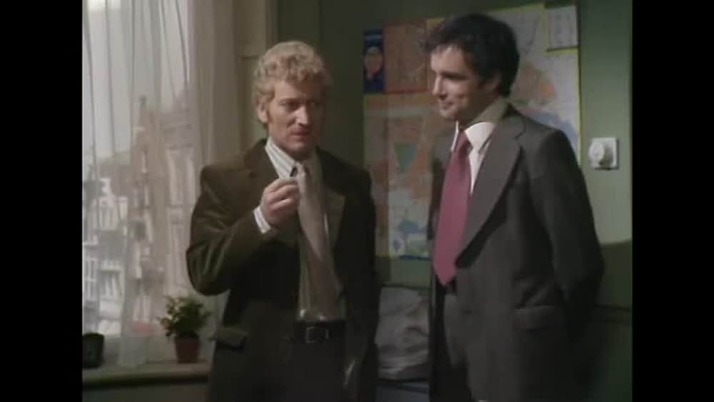 actor Joanna Dunham large photo