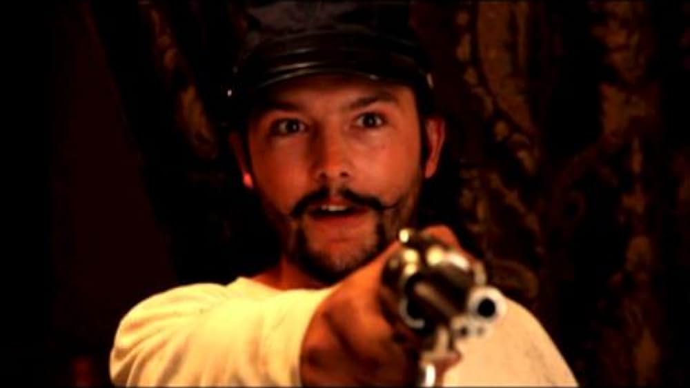 actor Paul Tinder large photo