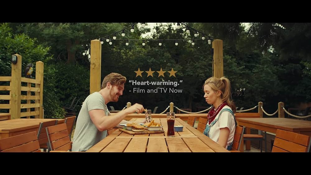 actor Claire King large photo