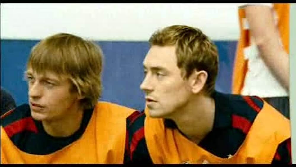 actor Mike Elliot large photo