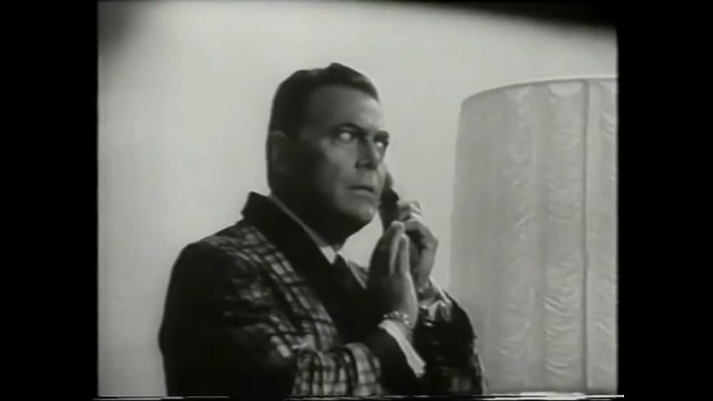 actor Elaine DuPont large photo