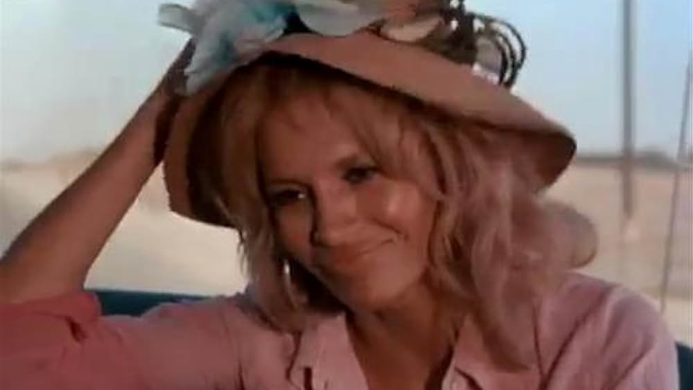 actor Gigi Ballista large photo