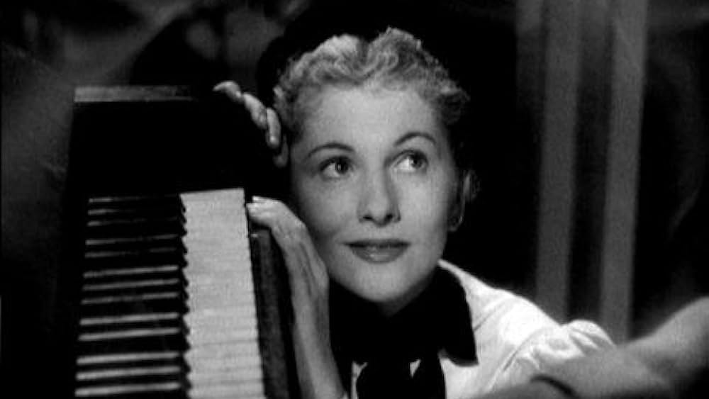 actor Carol Yorke large photo