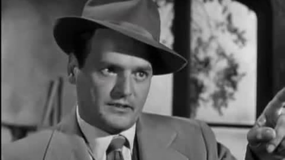 actor Peggy Maurer large photo