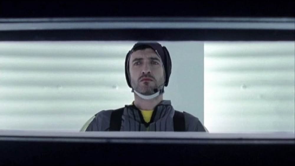 actor Charlotte Bradley large photo