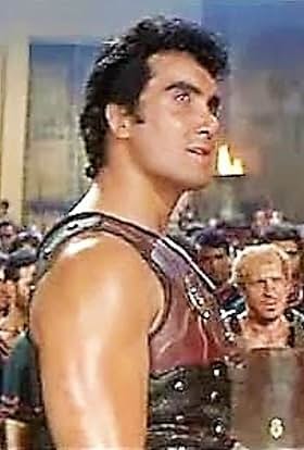 actor Yann Larvor large photo