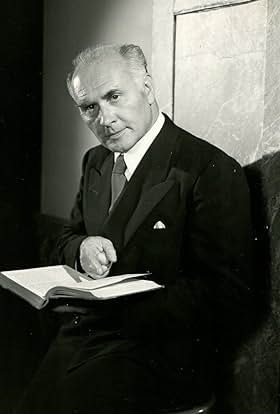 actor Charles Evans large photo