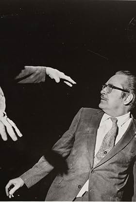 actor John Bloom large photo