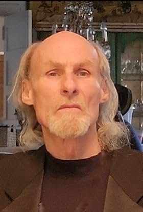 actor Joseph McKenna large photo