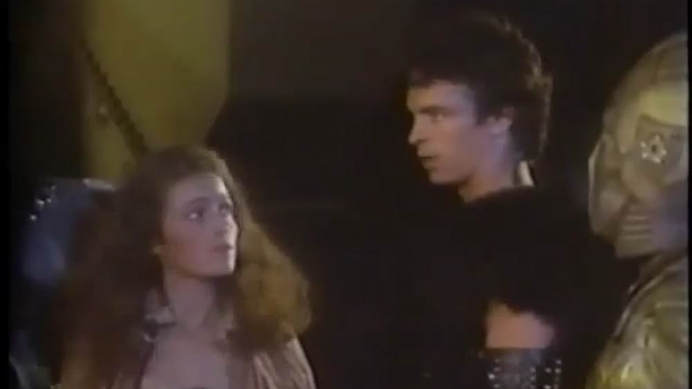 actor Jennifer Delora large photo