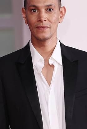 actor Ouassini Embarek large photo