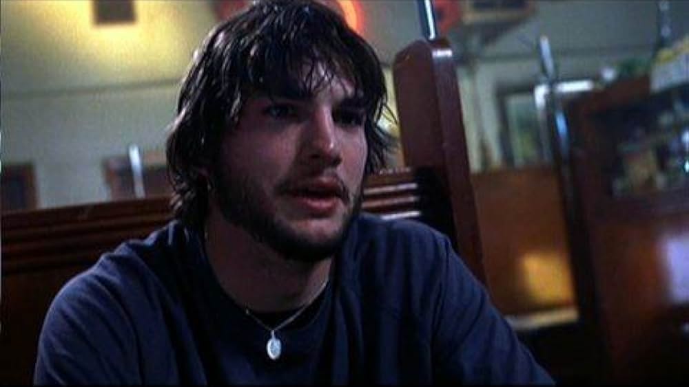 actor Sarah Widdows large photo