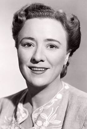 actor Barbara Brown large photo