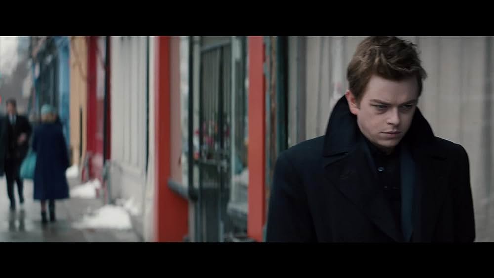 actor Stella Schnabel large photo