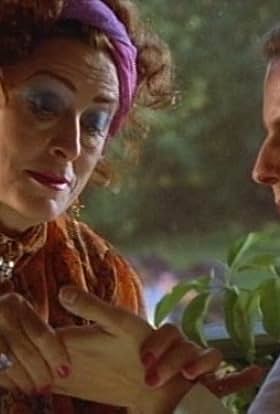 actor Sheena Larkin large photo