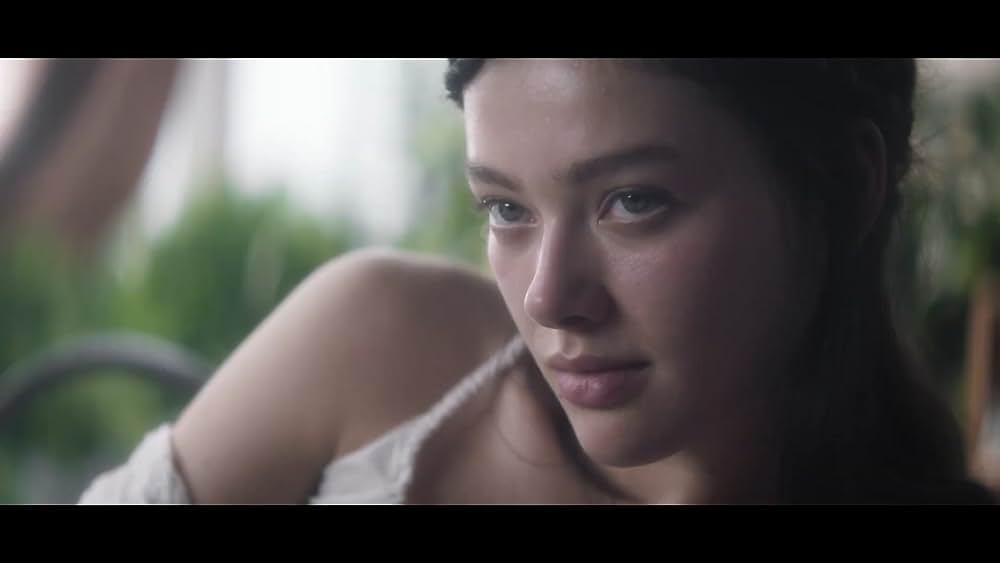 actor Adrienne Pearce large photo