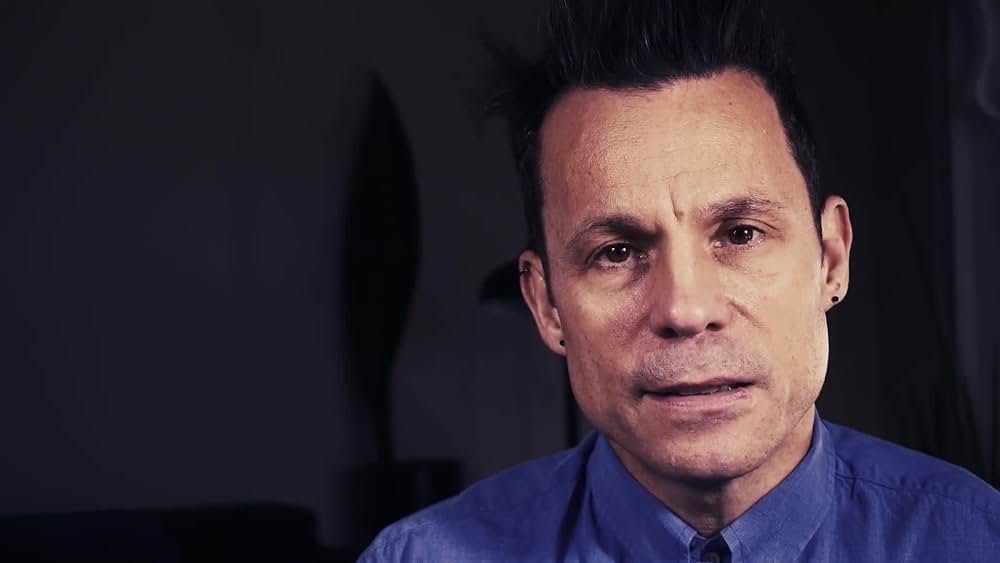 actor Naomi Plasterer large photo