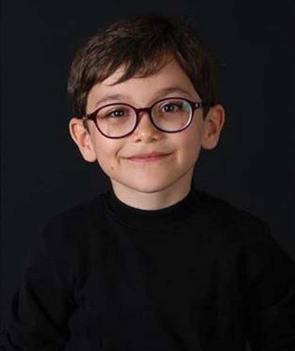 actor Emir Ali Dogrul large photo