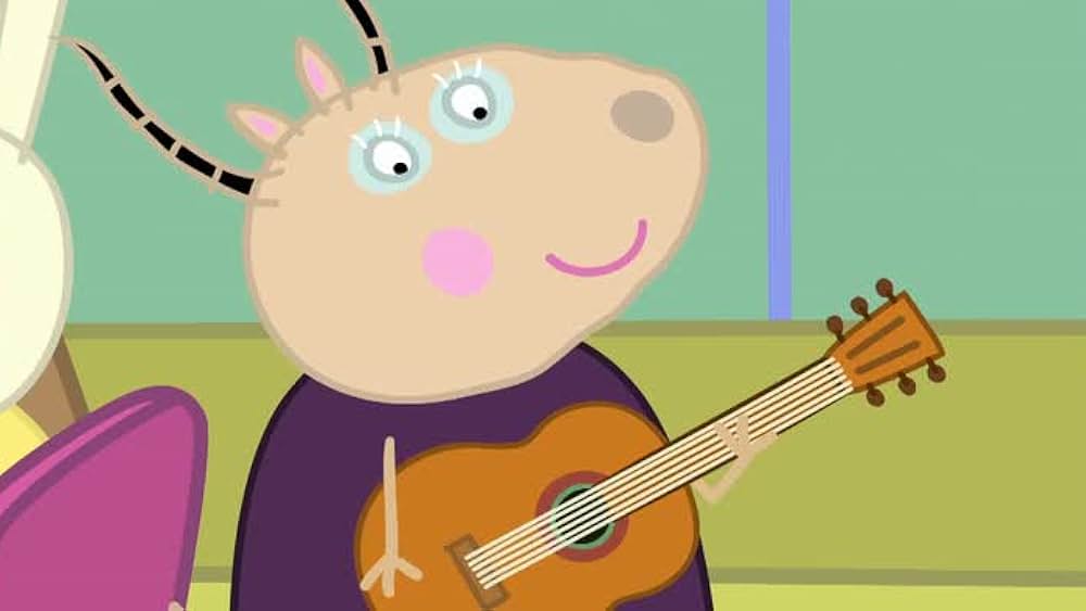 actor Zoë Baker large photo