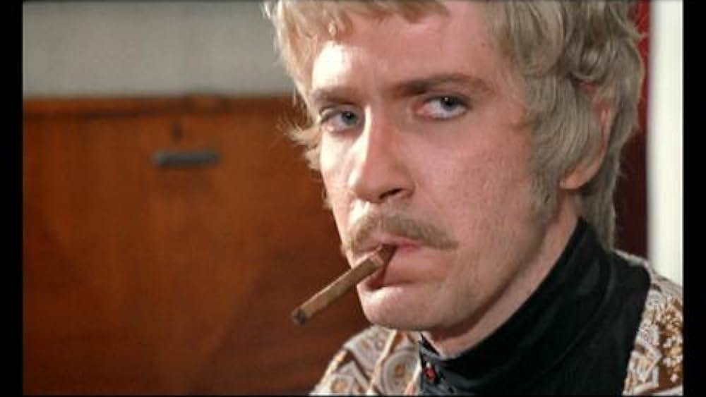 actor Trisha Mortimer large photo