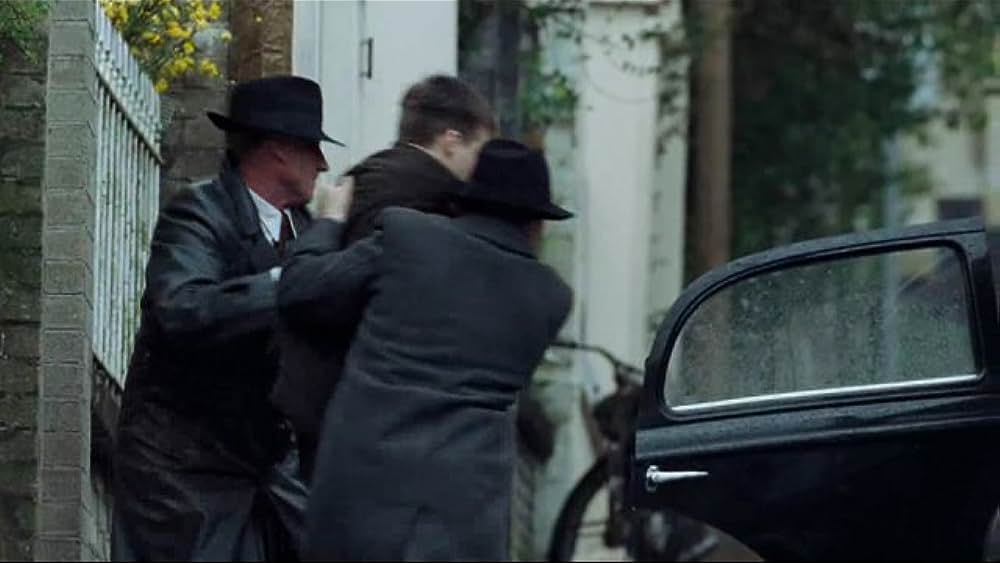 actor Patrick Hastert large photo