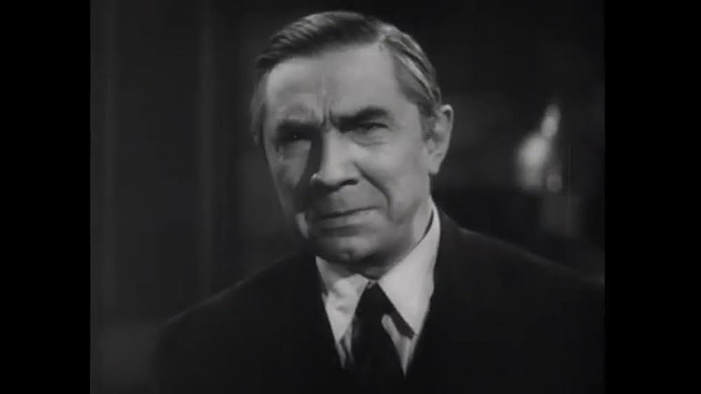 actor Guy Usher large photo