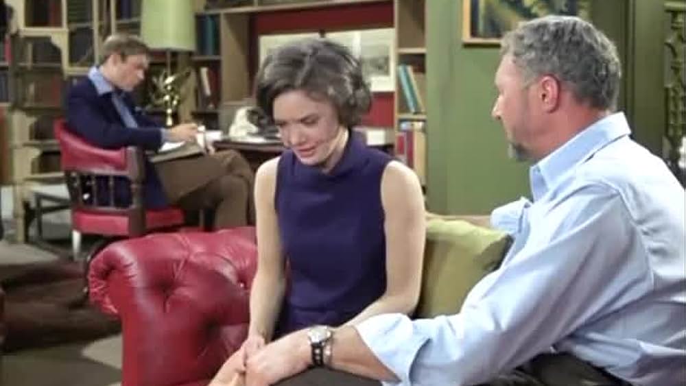 actor Charles Lloyd Pack large photo