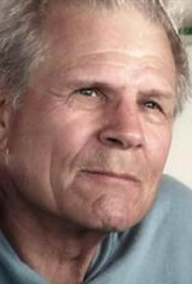 actor Tom Holland large photo