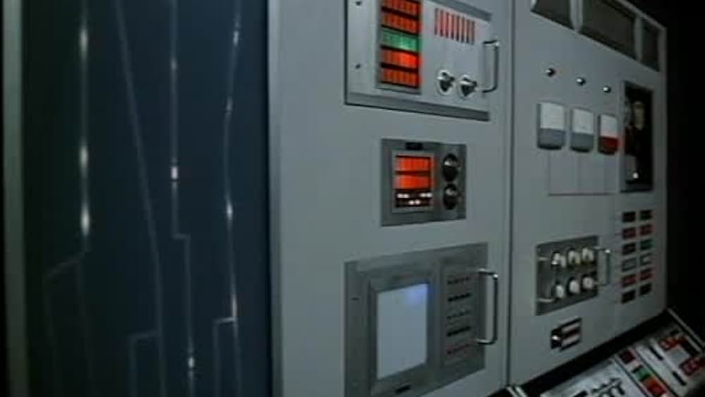 actor Basil Hoskins large photo