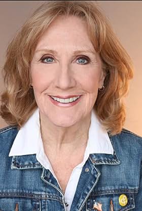 actor Peggy Roeder large photo