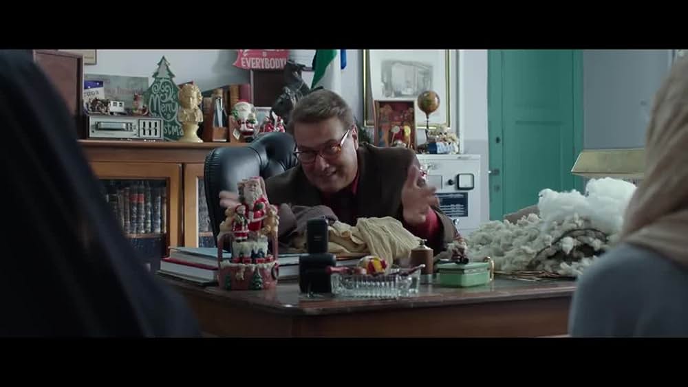 actor Serra Yilmaz large photo