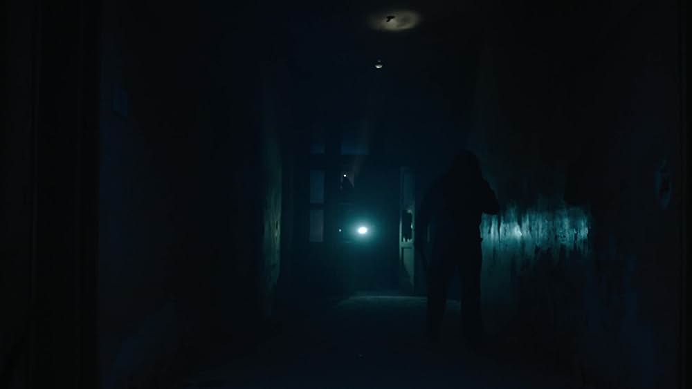 actor Lucy Tillett large photo