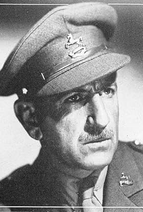 actor Frank Baker large photo