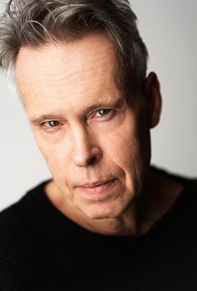 actor Brian Kelly large photo