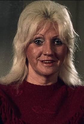 actor Emily Miller large photo